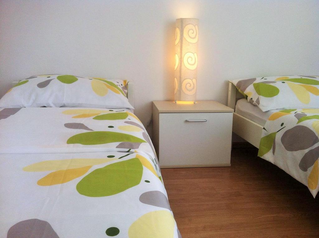 Apartments Parac Petrcane Room photo
